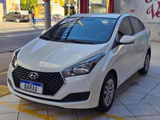HYUNDAI HB20S 1.6 COMFORT PLUS 16V FLEX 4P AUTOMÁTICO HYUNDAI HB20S 1.6 COMFORT PLUS 16V FLEX 4P AUTOMÁTICO